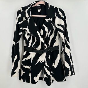 Wrapper Women’s Double Breasted Black/White Animal Print Jacket/Blazer Sz Med